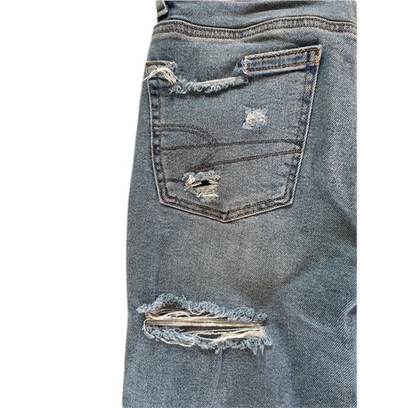 AEO American Eagle AE Mom Jeans Size 2 X-Short EUC - Picture 3 of 7